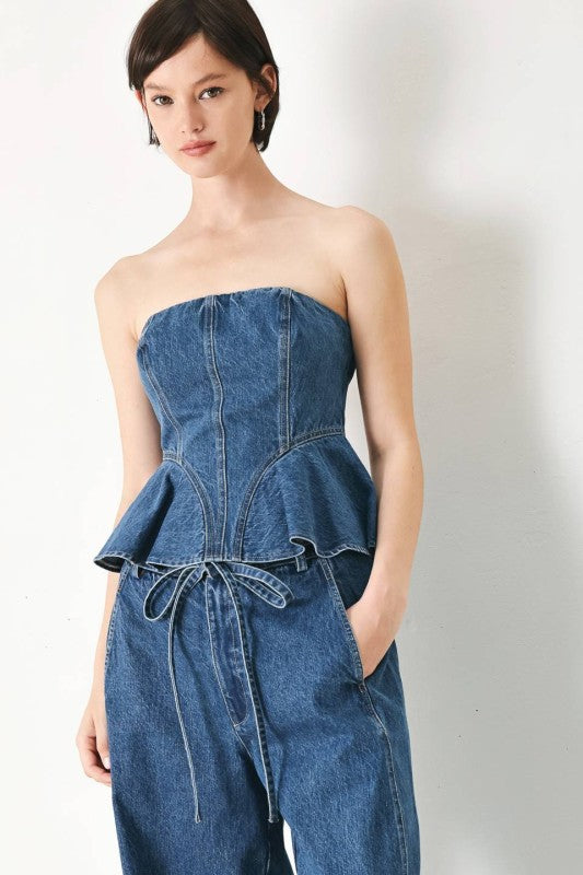 Camila Pant