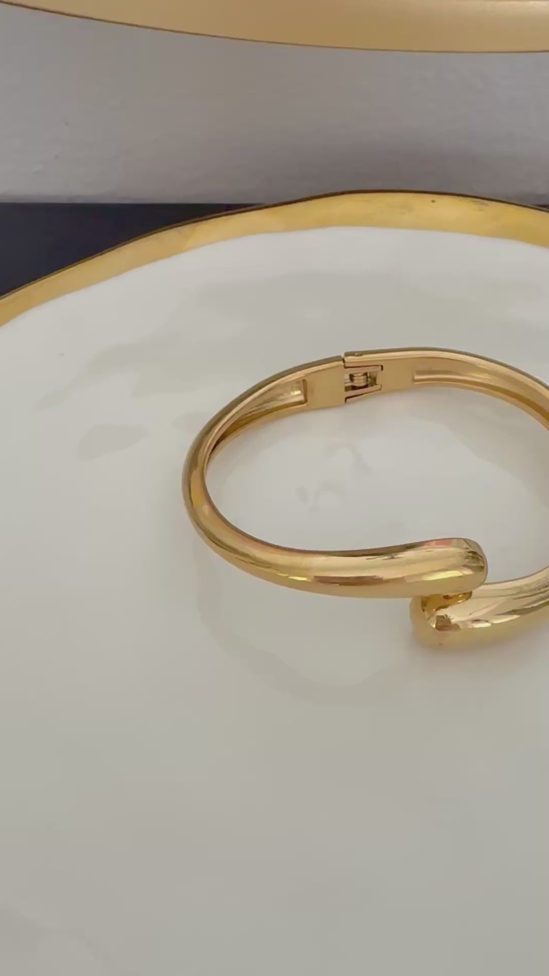 Amara Gold Cuff Bracelet